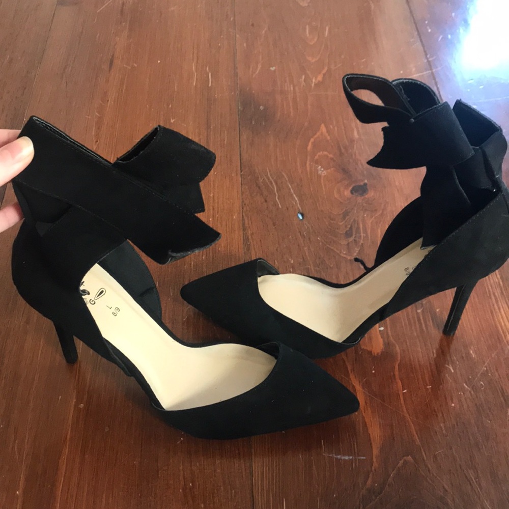 Black heels